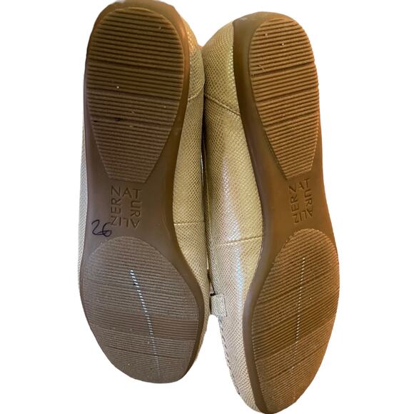 Naturalizer Slip On Sydney Loafer Beige Size 9 - Picture 5 of 8